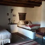 Hospedaje Casa Redonda